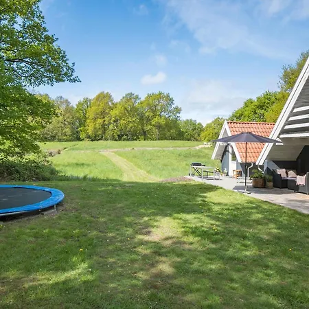 Holiday home Lovely In *